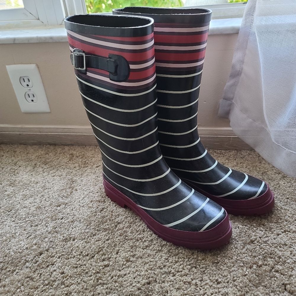 Rain boots 👢